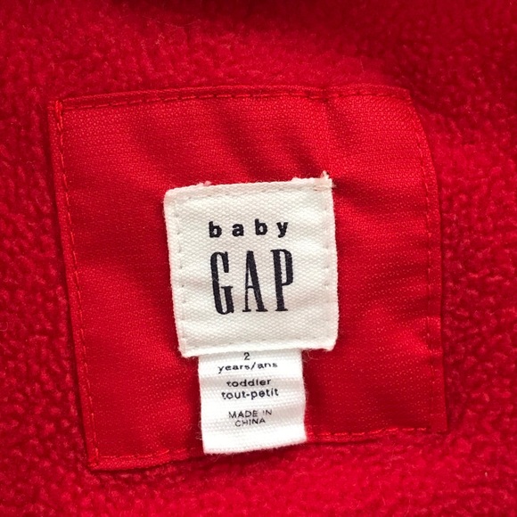 Gap winter red coat! Super good condition! - Picture 6 of 9